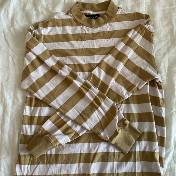 Pacsun mock neck long sleeve - Picture 2 of 2